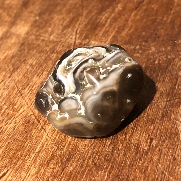 ENHYDRO AGATE STONE - Picture 2 of 3